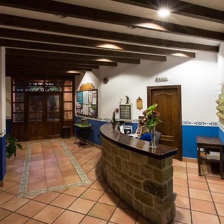 Hotel Villa De Cabrales Arenas De Cabrales Exteriör bild