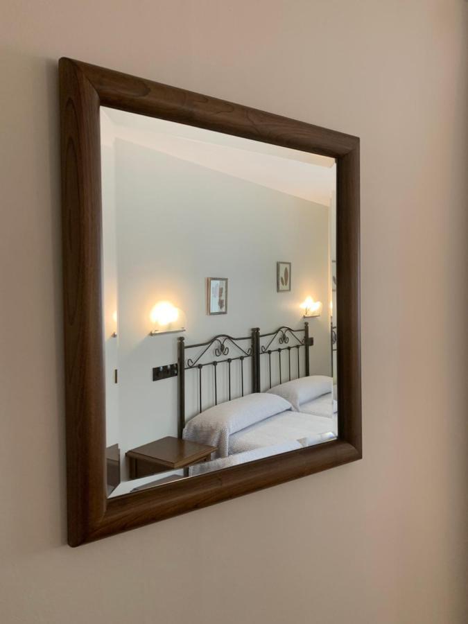 Hotel Villa De Cabrales Arenas De Cabrales Exteriör bild
